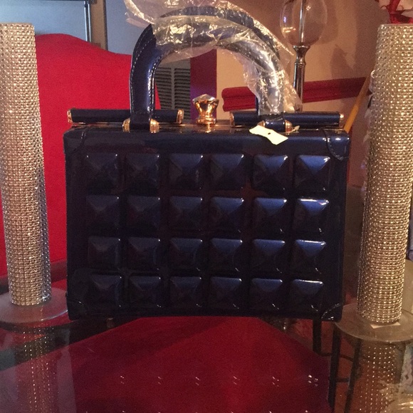 Hand Bag - Picture 2 of 4